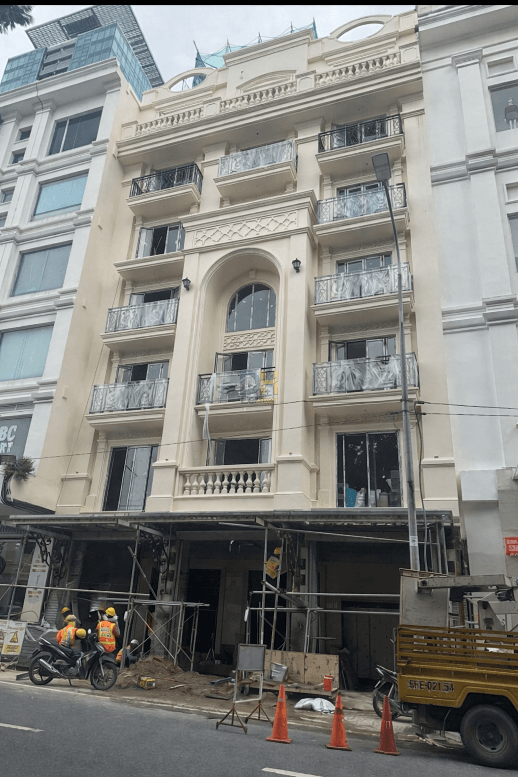 Cho thuê toà nhà đường Nguyễn Huệ, P.Bến Nghé Quận 1