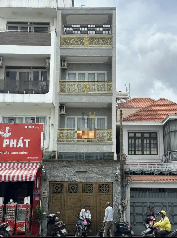 Cho thuê nhà đường Nguyễn Văn Đậu, Phường 7, Quận Bình Thạnh.