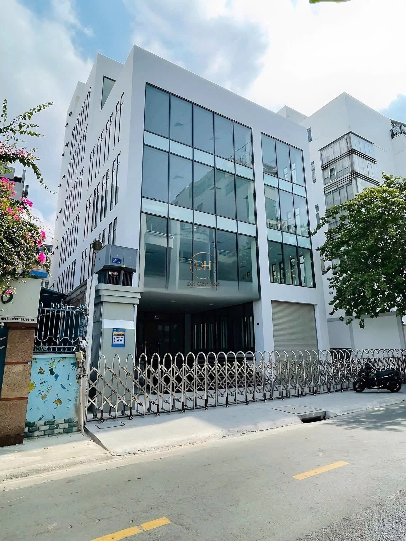 Cho thuê nhà đường Mai Thị Lựu, Quận 1