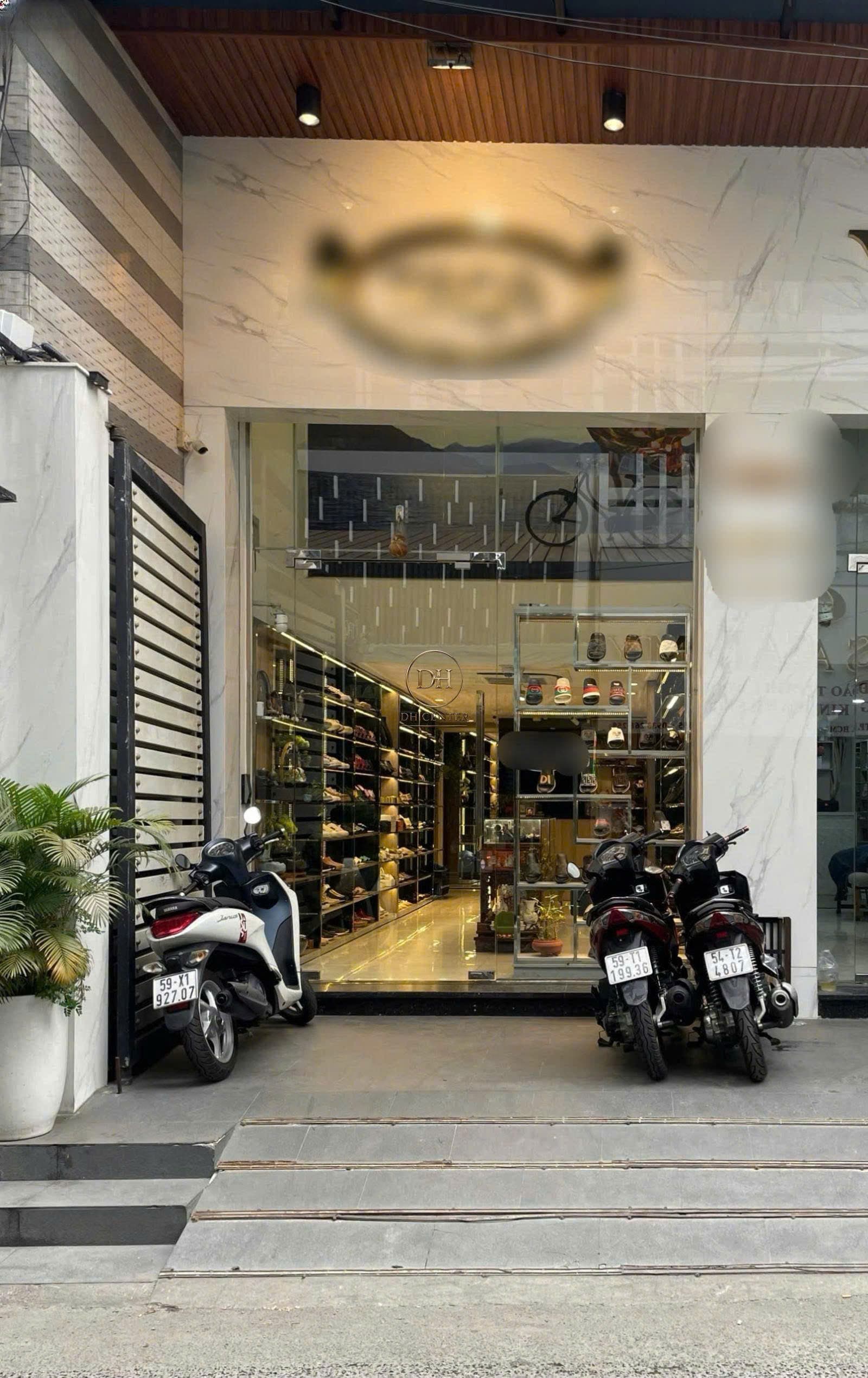  Cho thuê MB đường Sư Vạn Hạnh, Phường 12, Quận 10