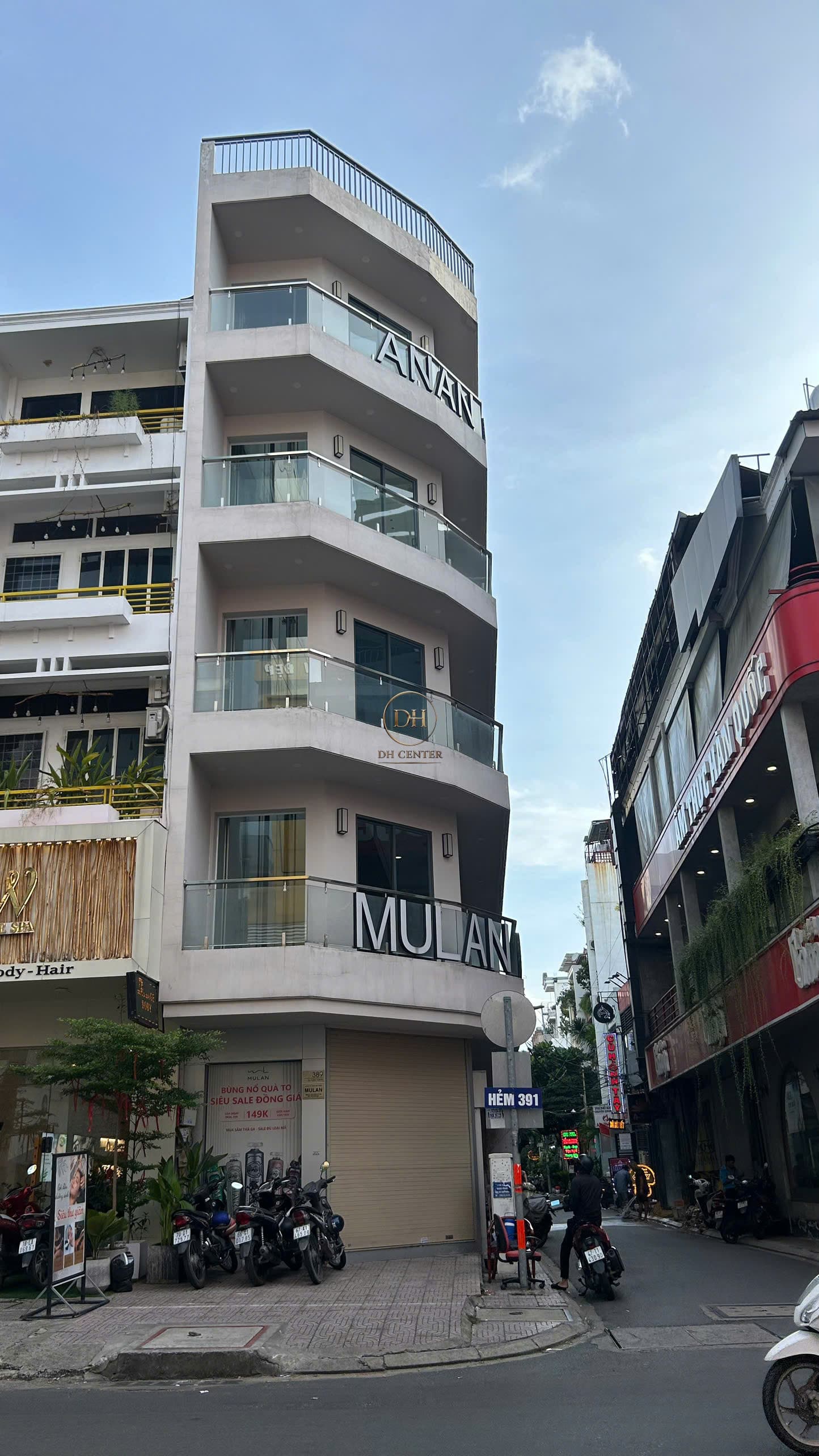 Cho thuê nhà góc 2MT đương Sư Vạn Hạnh, Phường 12,Quận 10