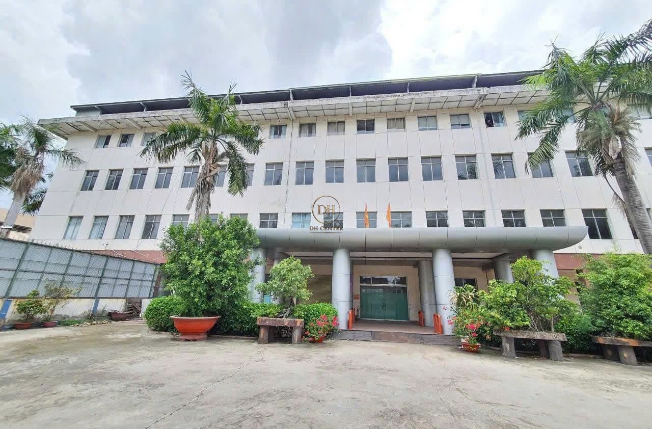 Cho thuê toà nhà đường Võ Văn Kiệt, Phường 7, Quận 6 