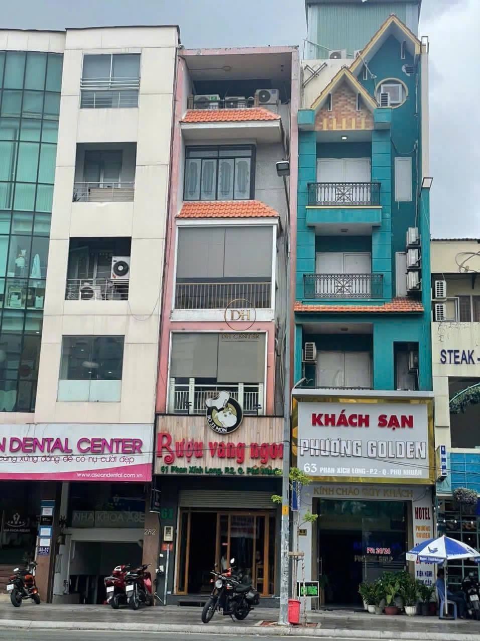 Cho thuê nhà mặt tiền Phan Xích Long, Phường 2, Quận Phú Nhuận 