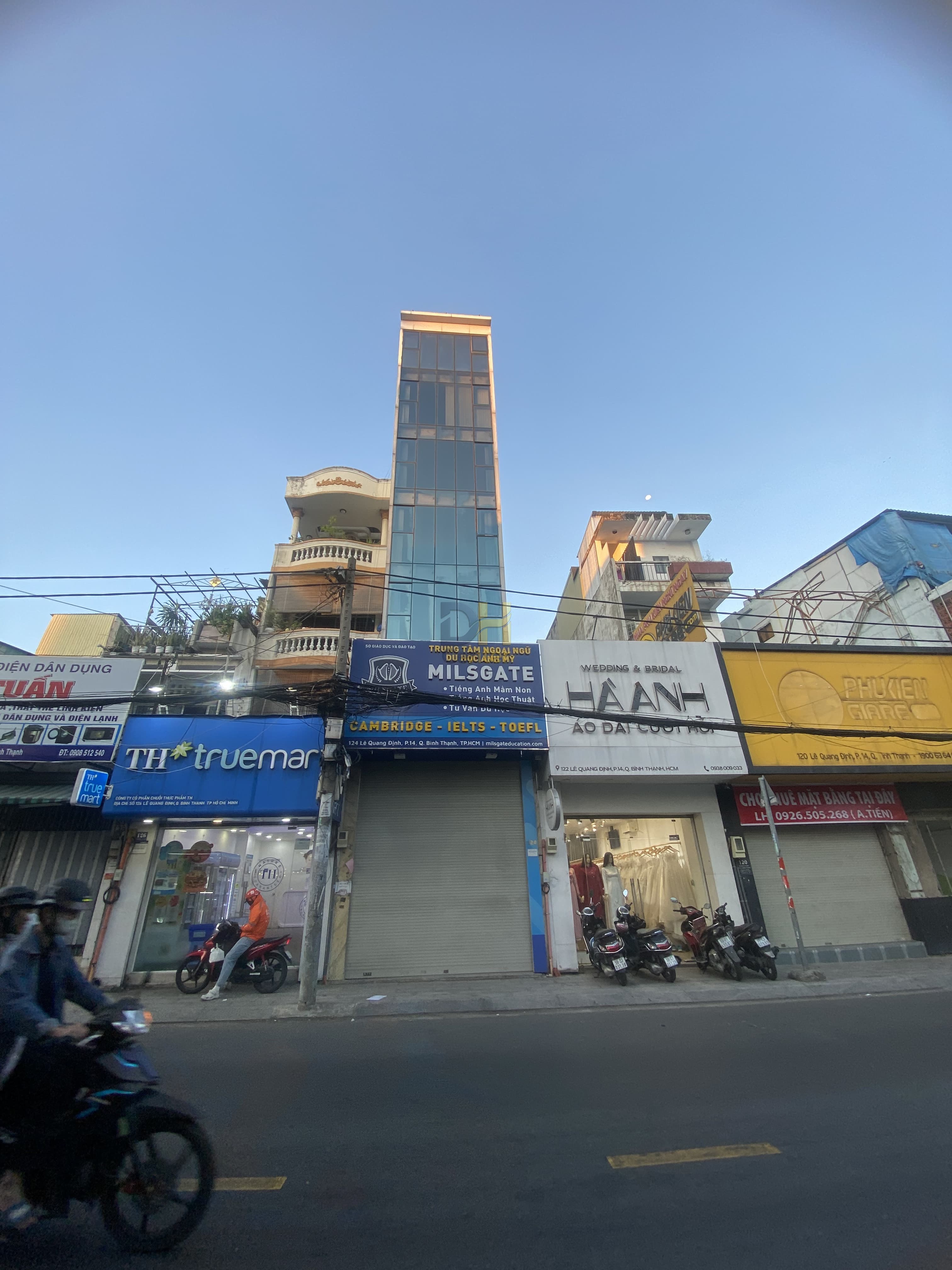 Cho thuê nhà mặt tiền đường Lê Quang Định, Phường 14, Bình Thạnh