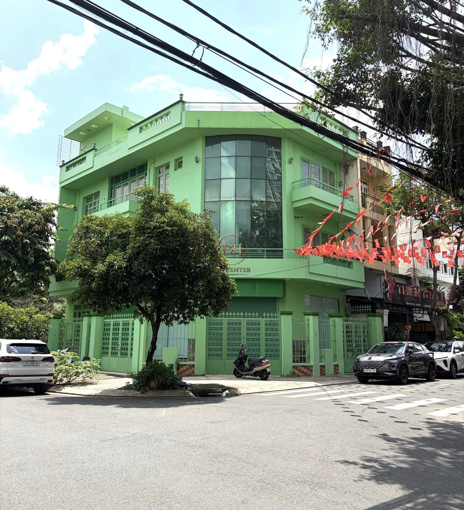 Cho thuê nhà góc 2MT Đường số 28, Phường 10, Quận 6 