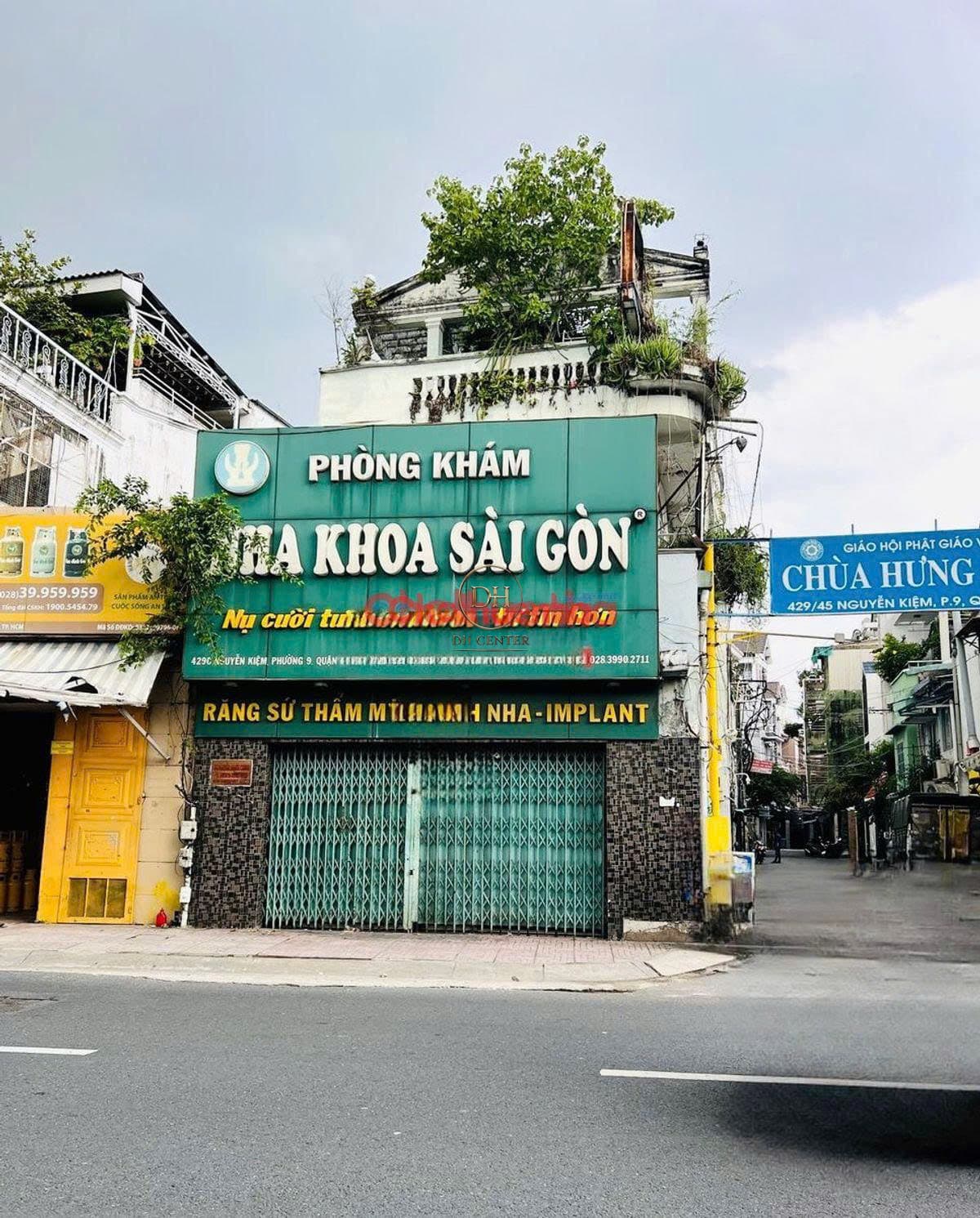 Cho thuê nhà căn góc 2 mặt tiền Nguyễn Kiệm, Phường 9, Quận Phú Nhuận