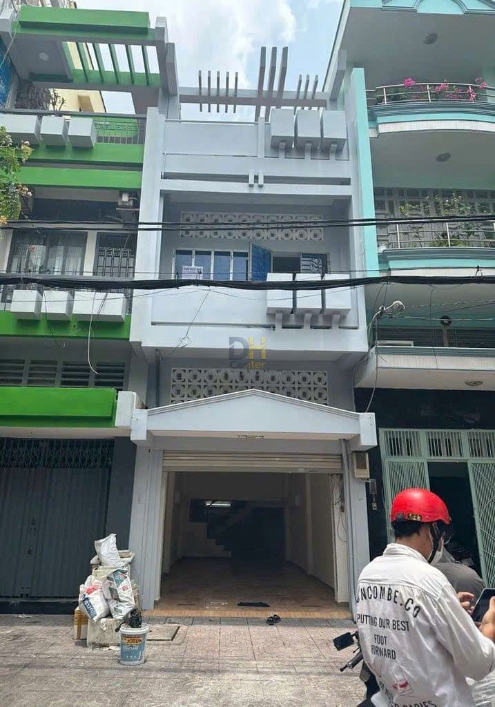 Cho thuê nhà mặt tiền đường Lê Văn Linh, P.13, Q.4