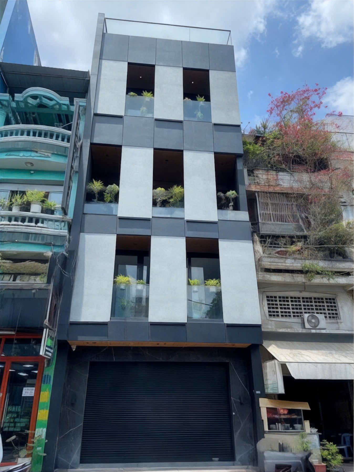 Cho thuê nhà đường Hoàng Diệu, P.6, Q.4